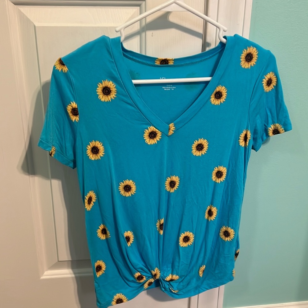 Short sleeve
